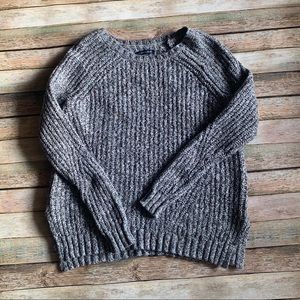 American Eagle soft sweater